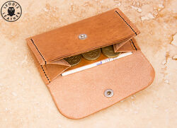 Leather compact purse